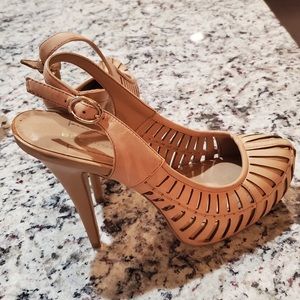 BCBG heels